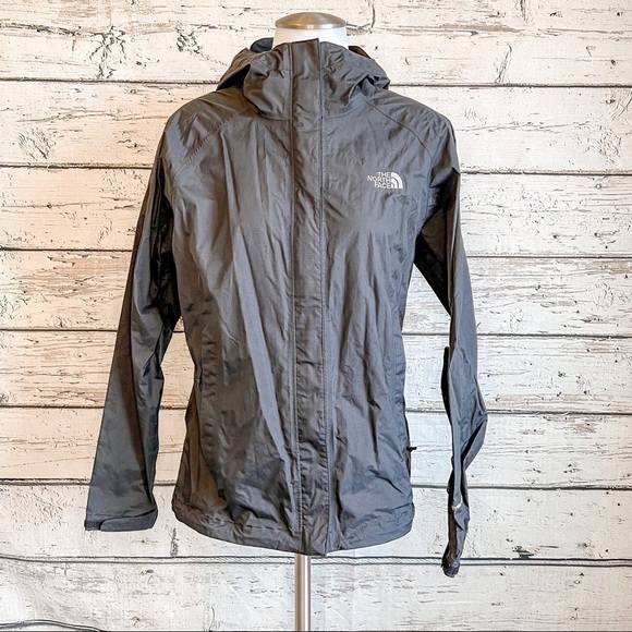 The North Face black HyVent 2.5L jacket - Picture 1 of 9